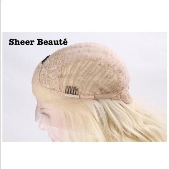 Blonde Wavy Lace Front Wig - Picture 6 of 6